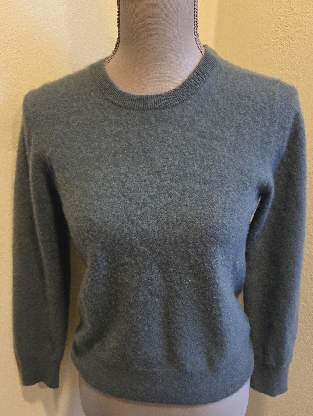 Quince Soft Mongolian Cashmere  in Gray